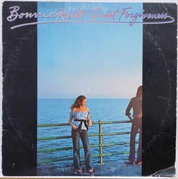 1977 RELEASE BONNIE RAITT- SWEET FORGIVENESS VINYL RECORD BS 2990 WARNER BROTHERS RECORDS.