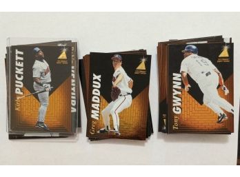 LOT OF 40 1995 PINNACLE ZENITH EDITION BASEBALL ROOKIE CARDS IN MINT CONDITION