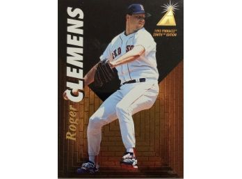 ROGER CLEMMONS1995 PINNACLE ZENITH EDITION BASEBALL CARD IN MINT CONDITION