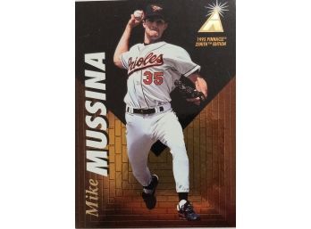 MIKE MUSSINA 1995 PINNACLE ZENITH EDITION BASEBALL CARD IN MINT CONDITION