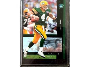 BRETT FAVRE 1995 UPPER DECK SP HOLOGRAM FOOTBALL CARD IN MINT CONDITION IN PROTECTIVE SLEEVE
