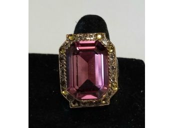 VINTAGE ANN KOPLIK SIGNED HANDCRAFTED RING SIZE 7 WITH ANTIQUE RUBY GLASS STONE AND FANCY CUT RHINESTONES