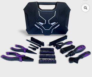 82pc Tool Set With Socket Set And Hand Tools.
