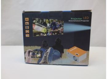 LED WiFi Projector