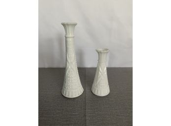 Lot Of 2 Vintage Milk Glass Starburst Pattern Bud Vases