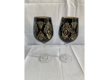 Pretty Black And Gold Wine Glasses