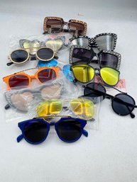 Lot Of 12 Chloe K Of New York Assorted Girl's And Boy's  Sunglasses  Lot 1