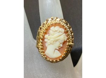 Victorian 14K Gold Carved Left Facing Woman Cameo Ring Size 6 1/2 7g