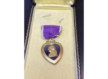 Authentic Vintage US Purple Heart Medal Unissued In Box