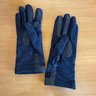 Lot Of Womens Gloves (1 Of 3)