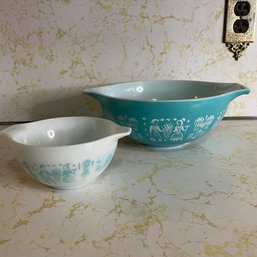 Pair Of Pyrex Butterprint Turquoise Cinderella Bowls