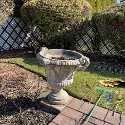 Outdoor Concrete Urn (5 Of 5)