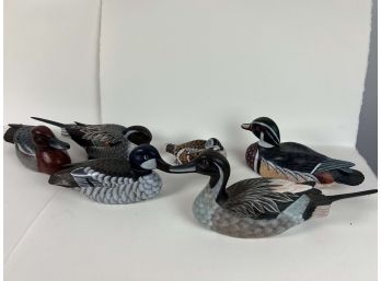 Large Lot Of Carved And Painted Wood Ducks - Hong Kong Maker's Mark - 46 Bc