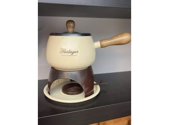 Partager Browne Vinters Advertising Fondue Dish And Stand