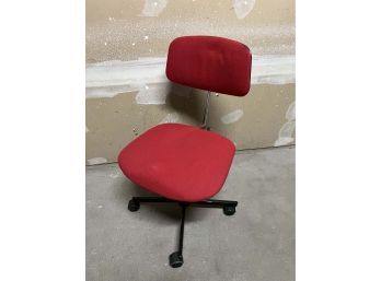 MCM Rabami 015 Red Office Chair