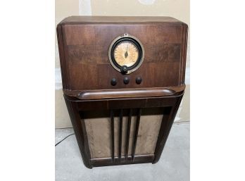 Philco 38-7 Vintage Art Deco Tube Radio - Can Get Static From Speaker, No Further Testing