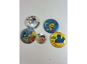 Pinback Buttons - 70's Sesame Street Ice Follies Big Bird Cookie Monster Namu Aquarium Batman
