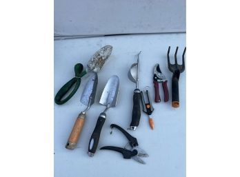 Lot Of Garden Hand Tools