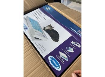 Box Of 6 Petsafe Disposable Crystal Litter Trays - New