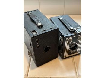 Pair Of Vintage Kodak Cameras - Brownie Target Six-20, Brownie 2a - 13