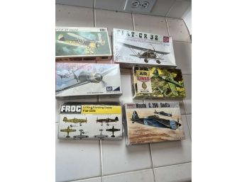 15- 6 X Model Airplanes - Frog, Hobby, MPC Revell, Super Model, Air Lines
