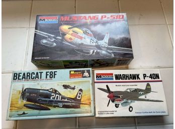 10- 3 X Monogram Model Airplanes - P-51D Mustang, Bearcat, Warhawk