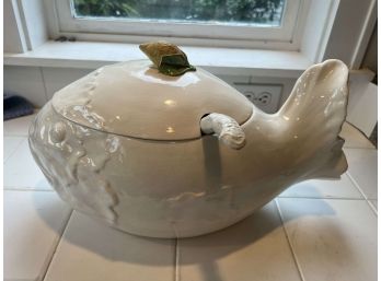 Large Fish Shape Tureen And Ladel - Chip And Crazing - 3