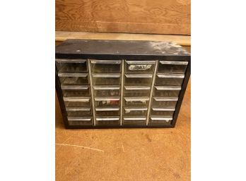 A5- Metal Small Drawer Unit And Contents - Akro Mils