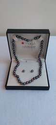 Sterling And Cultured Pearl Necklace/earring Set (E-6)