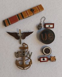 (7) US Military Pins And Medals (ED43)