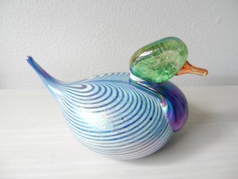 Art Studio Mount St Helens Ash Iridescent Glass Duck Signed Vines 89          ( D9)