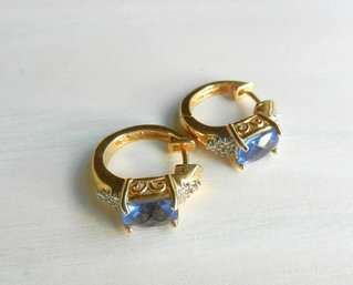 Vintage Sterling Silver 925 Gilt Vermeil Earrings With Blue Stones   (DT65)