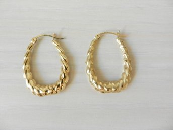 Vintage 14k Gold Twisted Hollow Hoop Pierced Earrings  (DT27)