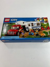 Jb19-3 Lego City Pickup And Caravan 60183 New