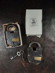 Heavy Working Decorative Locks With Keys