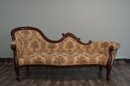 Victorian-Style Settee Baroque Style Fainting Couch Sofa With Floral Tapestry Upholstery
