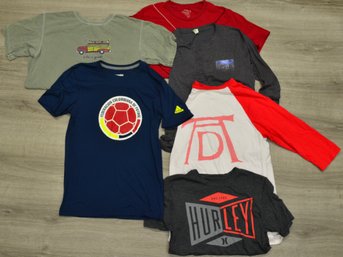 Clothing Lot T: Modern Graphic Tees