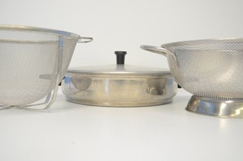 Pot With Lid And 2 Strainers