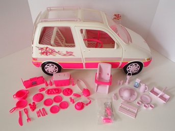 Mattel Barbie Picnic Mini Van With Accessories