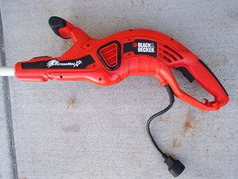The 14' Black And Decker Grass Hog XP Weed Eater