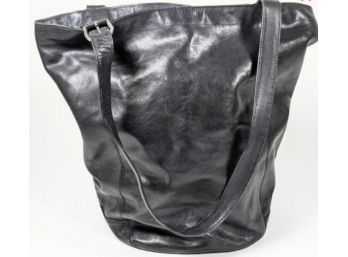 Black Leather Tano Shoulder Bag