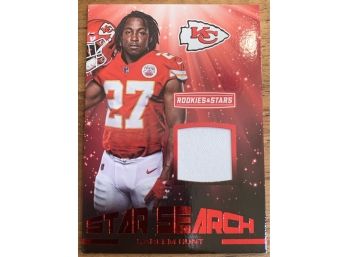 2017 ROOKIES AND STARS KAREEM HUNT STAR SEARCH GAME WORN JERSEY ROOKIE CARD