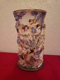 Capodimonte Exquisite Vase