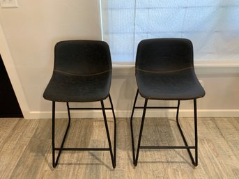 2 Counter Height Black Stools