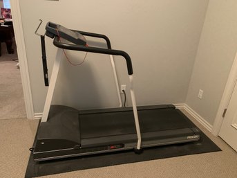 Precor 925 Treadmill