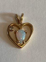 14 Kt Opal And Diamond Heart