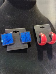 2 Pair Vintage 80s Enamel Paint On Metal Fashion Earrings, Blue 1' Square Posts - Red 1-in Hoops Clip Ons