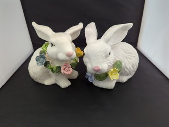 Stunning Porcelain Rabbit Pair With Capodimonte Wreaths