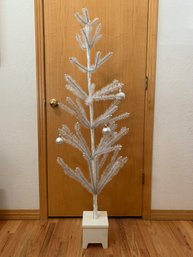 Beautiful White And Silver Feather Tree