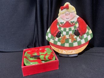 Mini Christmas Cheese, Serving Bowl And Knife Inbox And Decorative Mrs. Claus With The Gingerbread Men Cookie